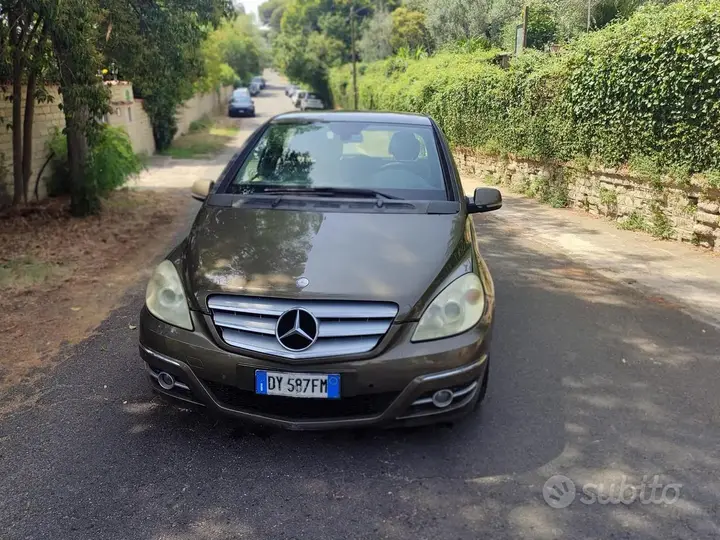 Mercedes-Benz B-Class