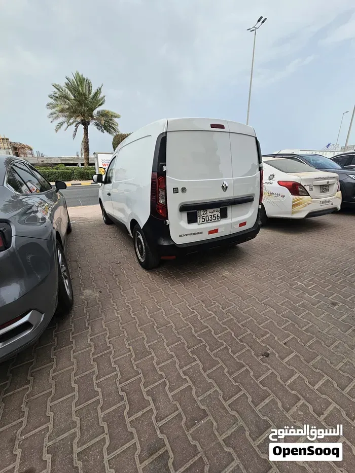 Renault Express 2024 photo 2