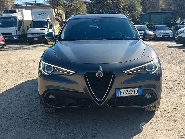 Alfa Romeo Stelvio 2019 photo 2