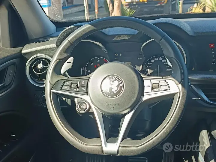 Alfa Romeo Stelvio 2019 photo 3