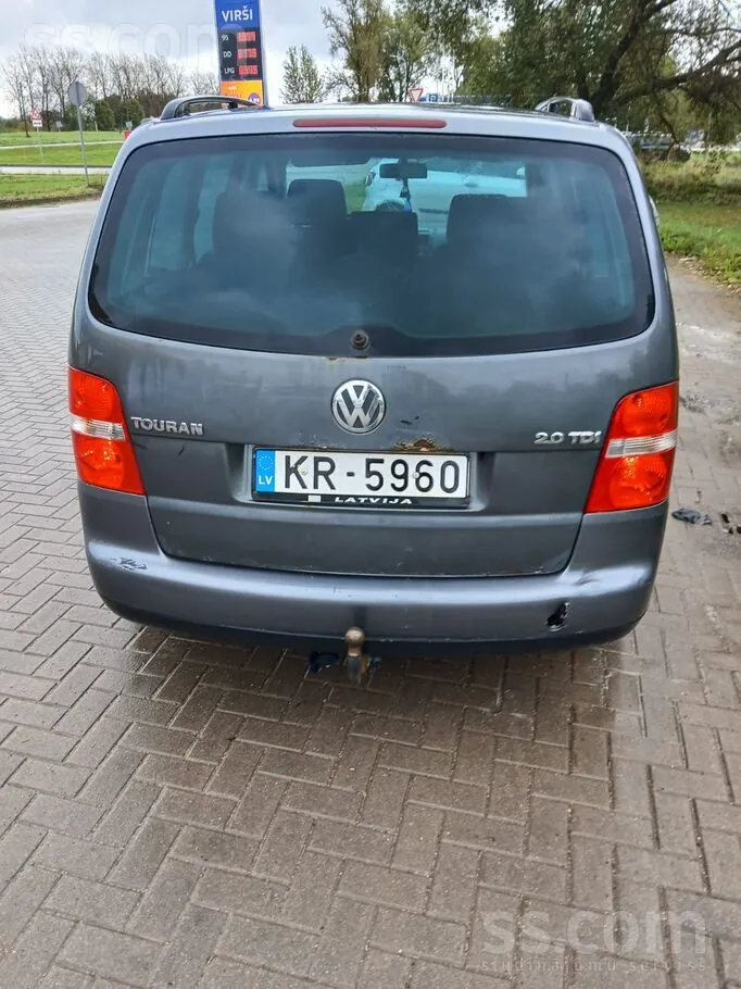 Volkswagen Touran 2005 photo 5