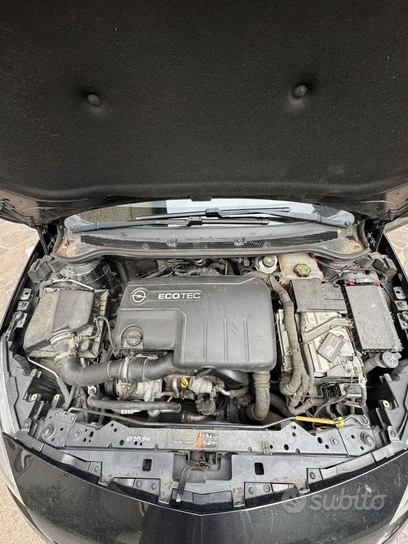 Opel Astra 2018 photo 3