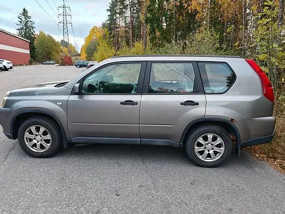 Nissan X-Trail 2007 photo 3