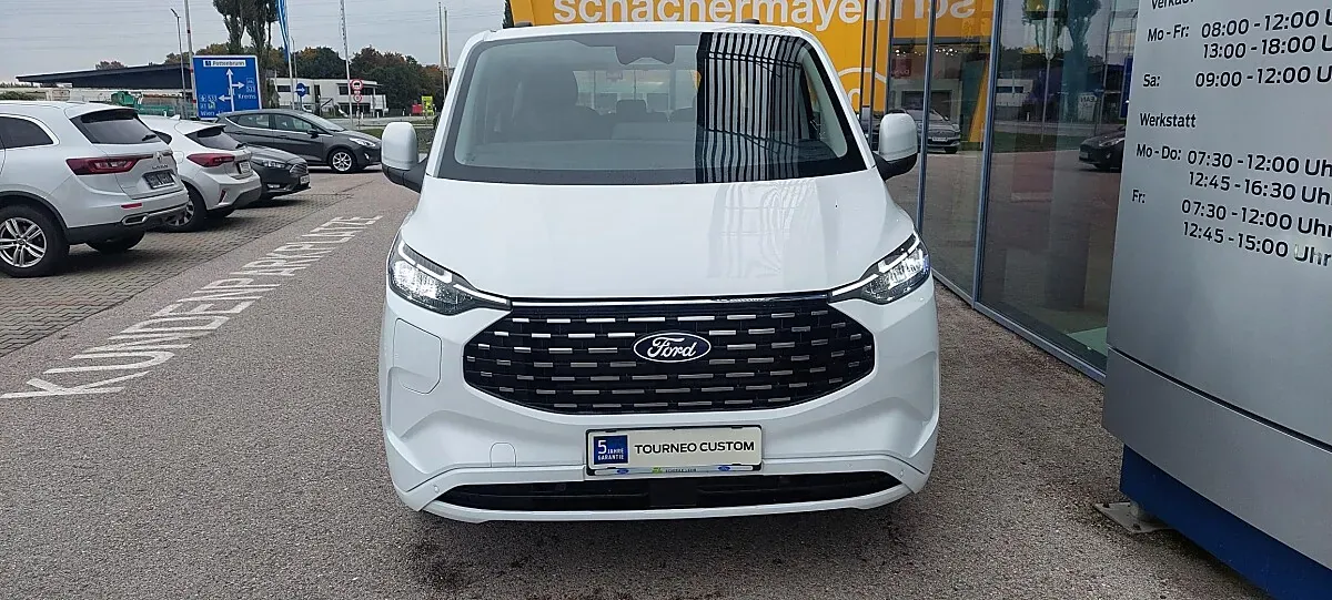 Ford Tourneo 2025 photo 2