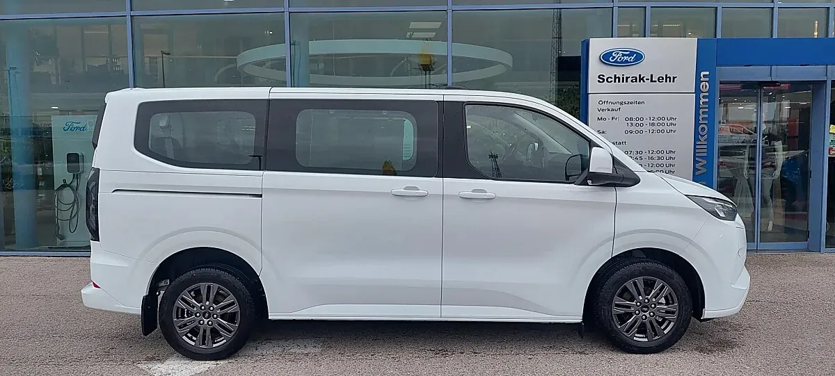 Ford Tourneo 2025 photo 3