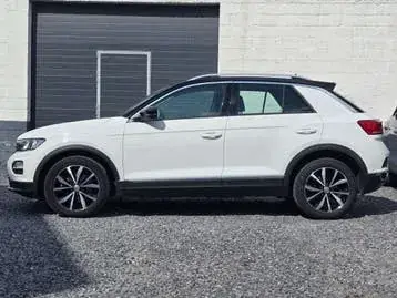 Volkswagen T-Roc 2018 photo 3