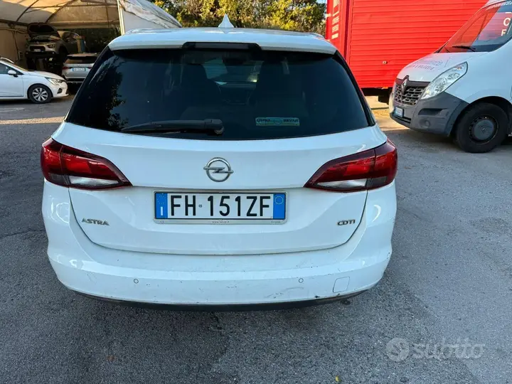 Opel Astra 2017 photo 5