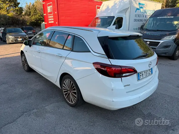 Opel Astra 2017 photo 4