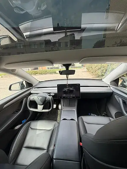 Tesla Model Y 2022 photo 5