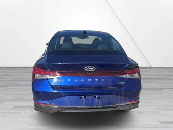Hyundai Elantra 2023 photo 3