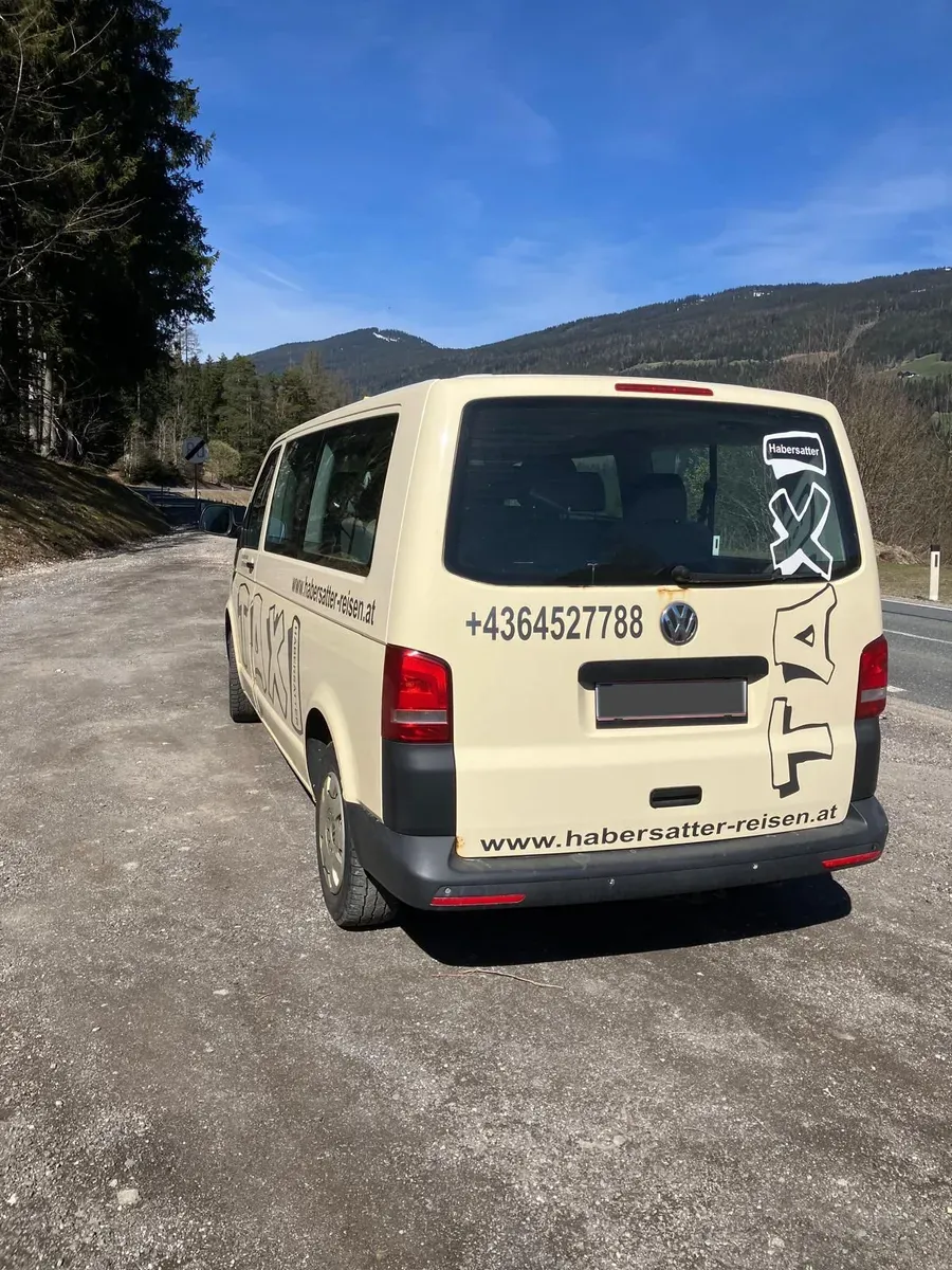 Volkswagen Caravelle 2015 photo 2