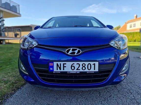 Hyundai I20 2013 photo 2