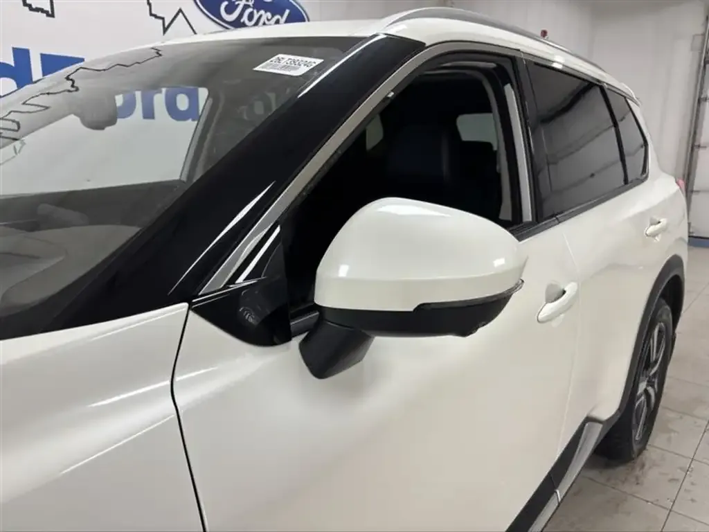 Nissan Rogue 2023 photo 3