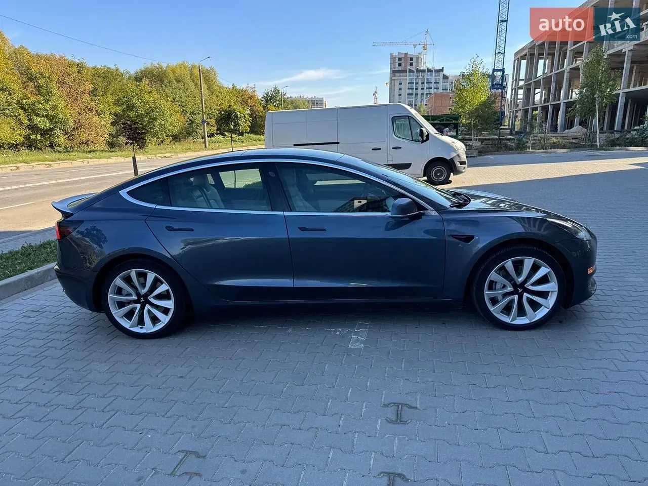 Tesla Model 3 2020 photo 2