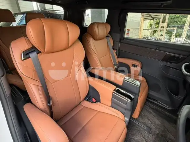 Toyota Vellfire 2025 photo 3
