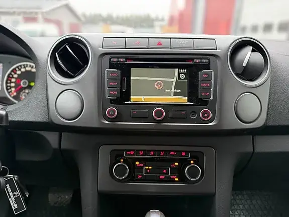 Volkswagen Amarok 2015 photo 5
