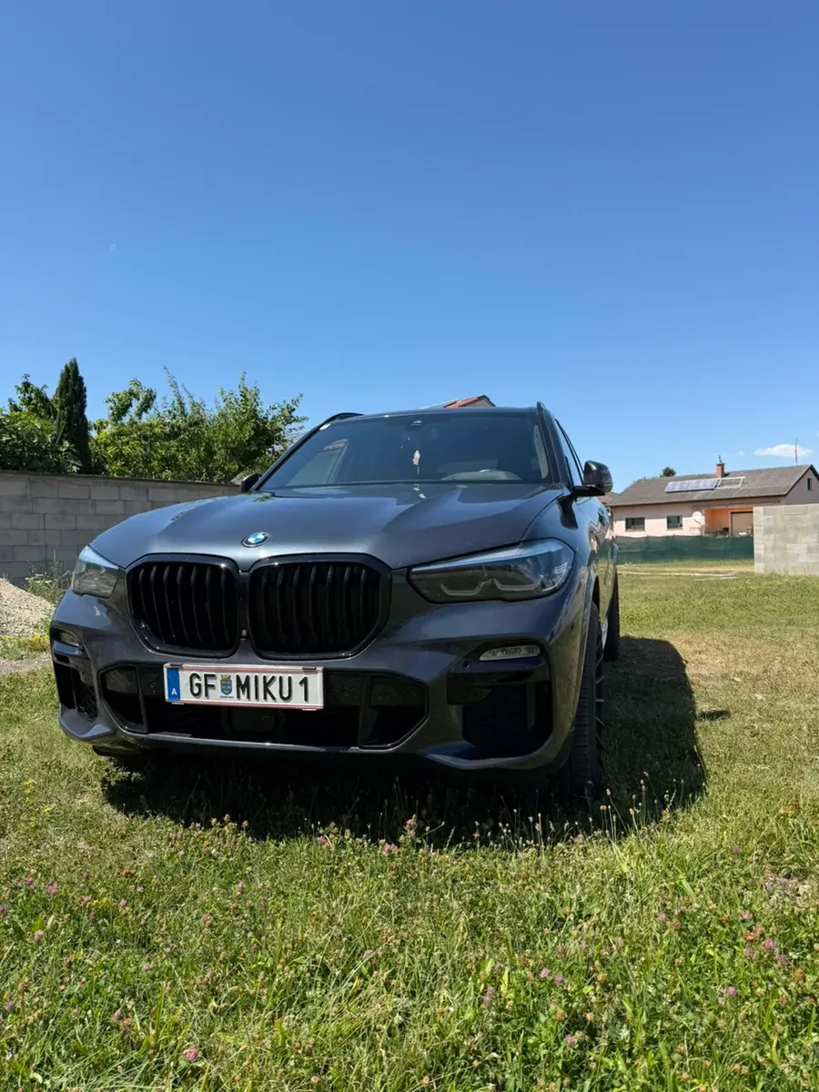 BMW X5 2019 photo 2