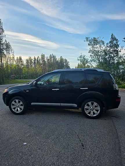 Mitsubishi Outlander 2007 photo 2