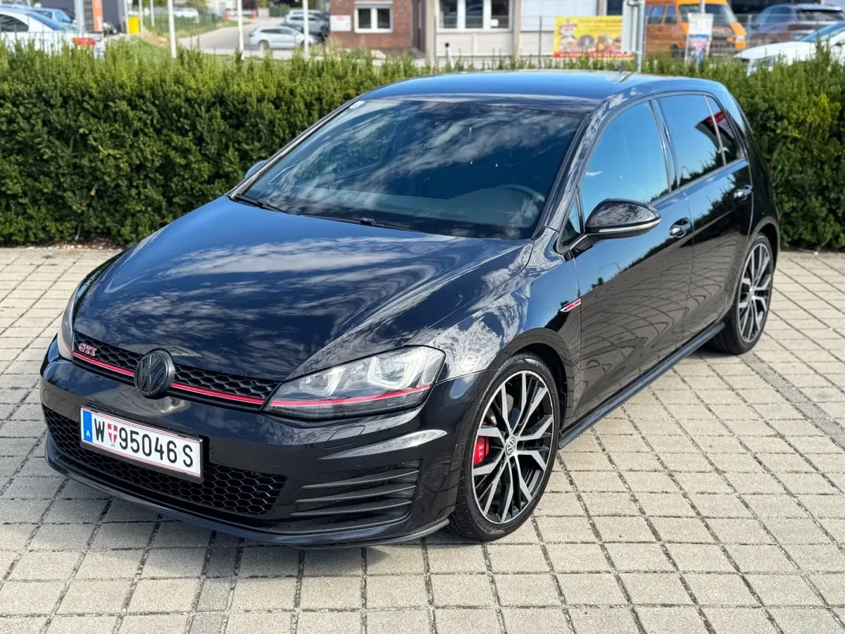 Volkswagen Golf 2014 photo 2