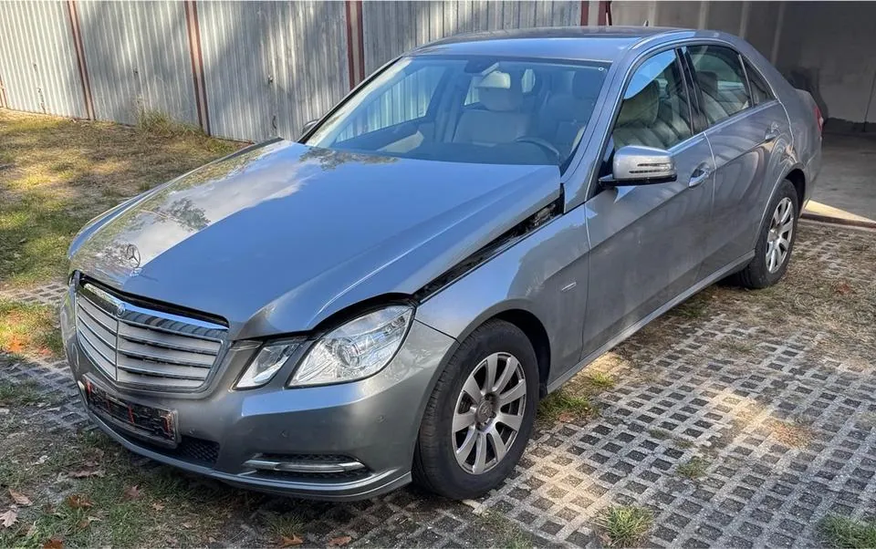 Mercedes-Benz E220 Cdi