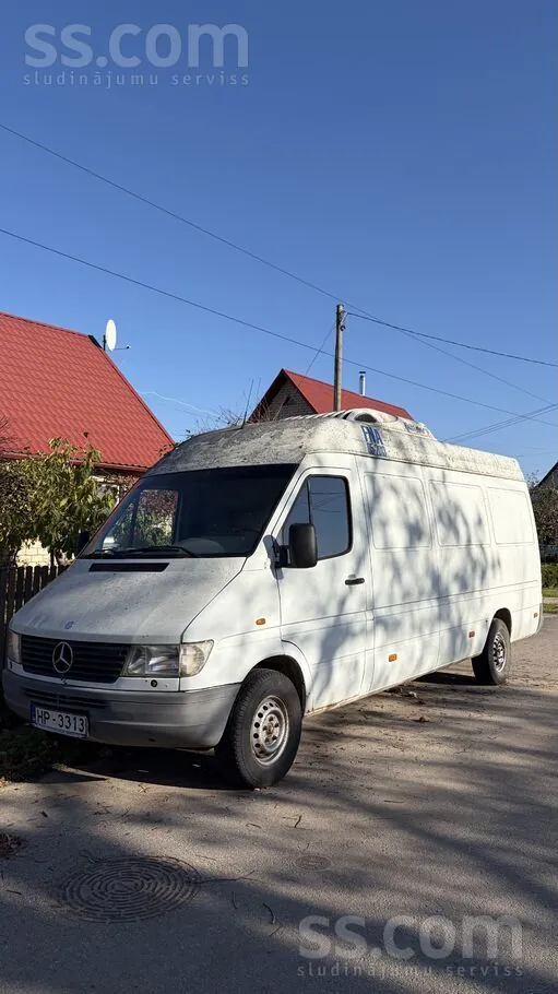 Mercedes-Benz Sprinter