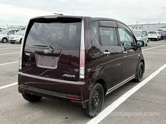 Daihatsu Move Custom 2009 photo 4