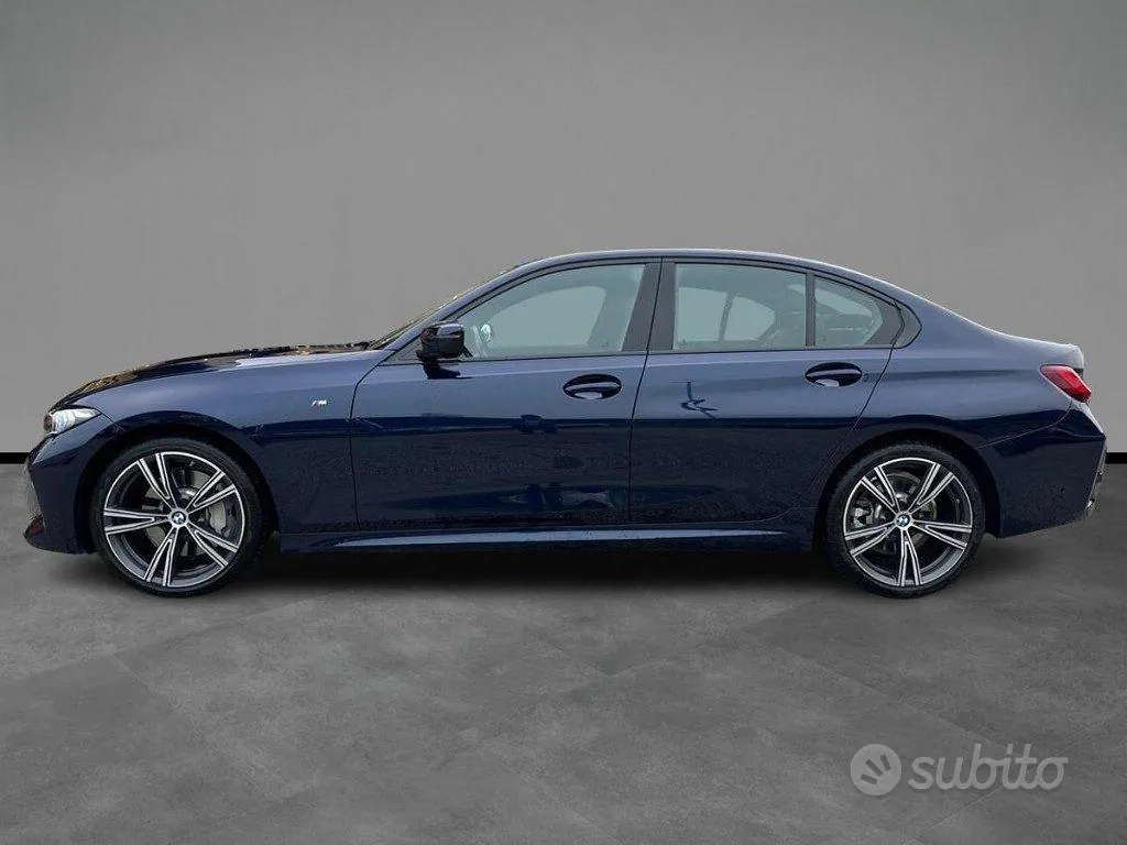 BMW 3 Series 2023 photo 3