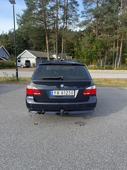 BMW 530D 2004 photo 3