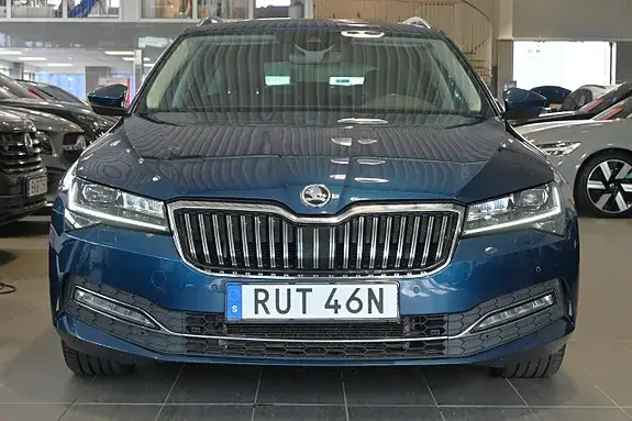 Skoda Superb 2022 photo 5