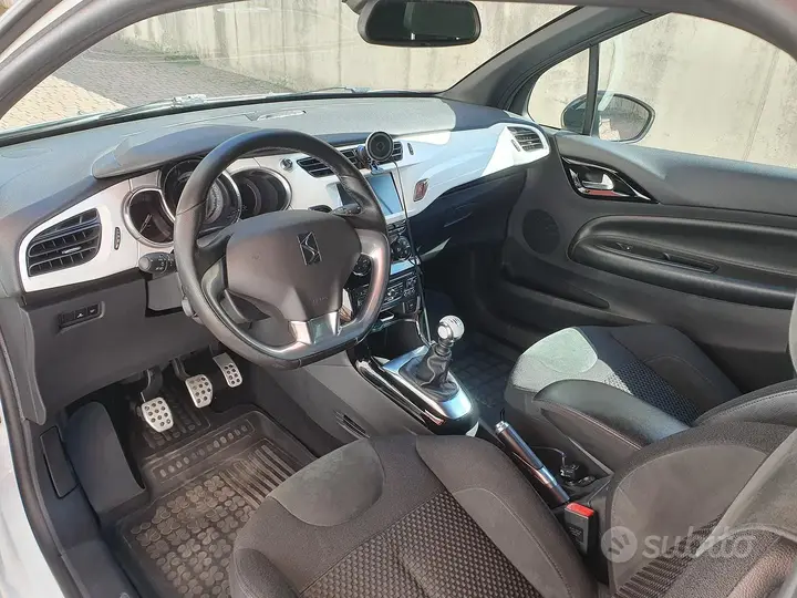 Citroen Ds3 2013 photo 3
