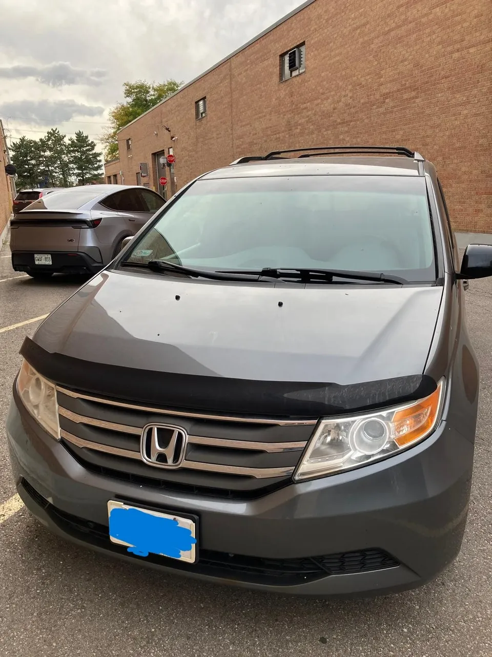 Honda Odyssey 2012 photo 2