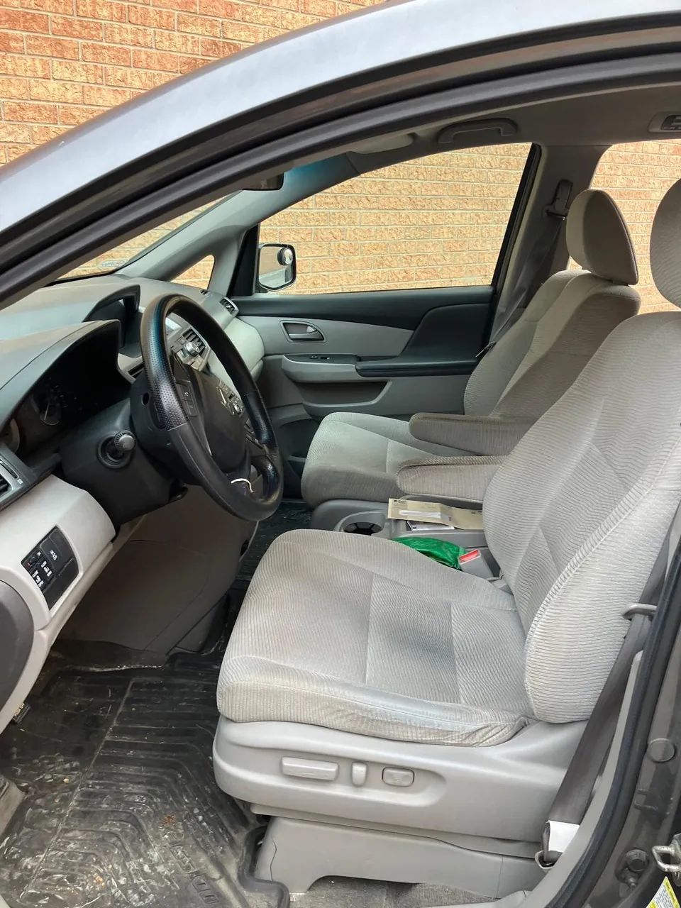 Honda Odyssey 2012 photo 5
