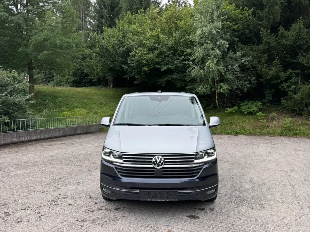 Volkswagen Multivan 2023 photo 2