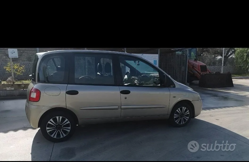 Fiat Multipla 2006 photo 2