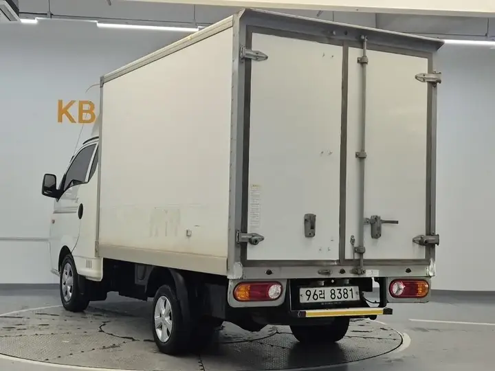 Hyundai Porter 2017 photo 2