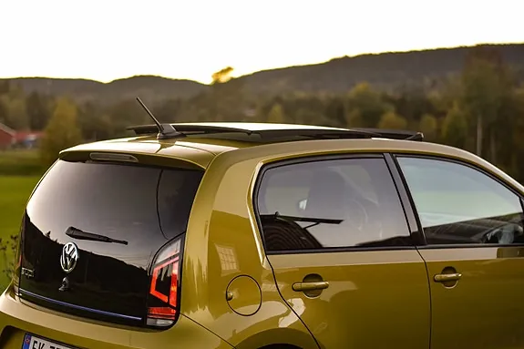 Volkswagen E-Up! 2017 photo 3