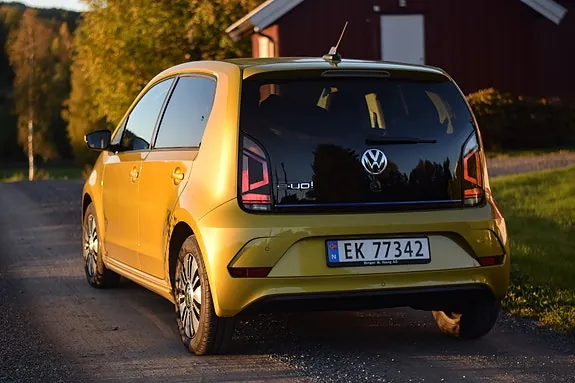 Volkswagen E-Up! 2017 photo 4