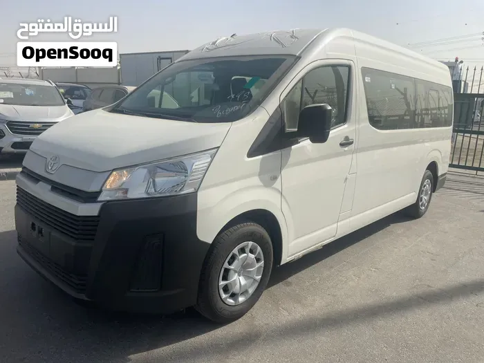 Toyota Hiace 2026 photo 2