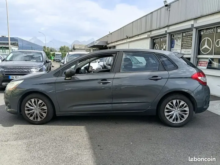 Citroen C4 2013 photo 2