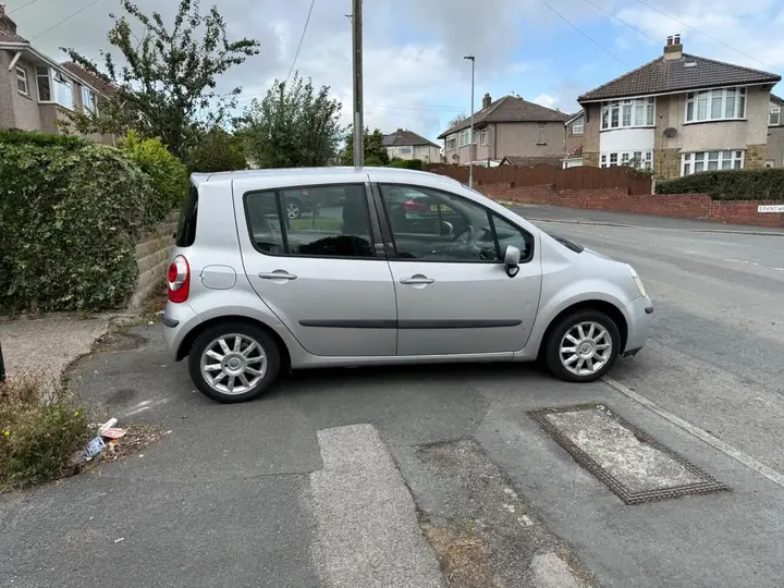 Renault Modus 2007 photo 4