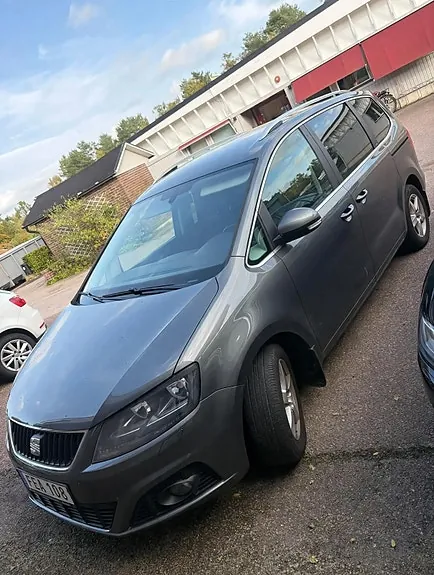 Seat Alhambra 2014 photo 2