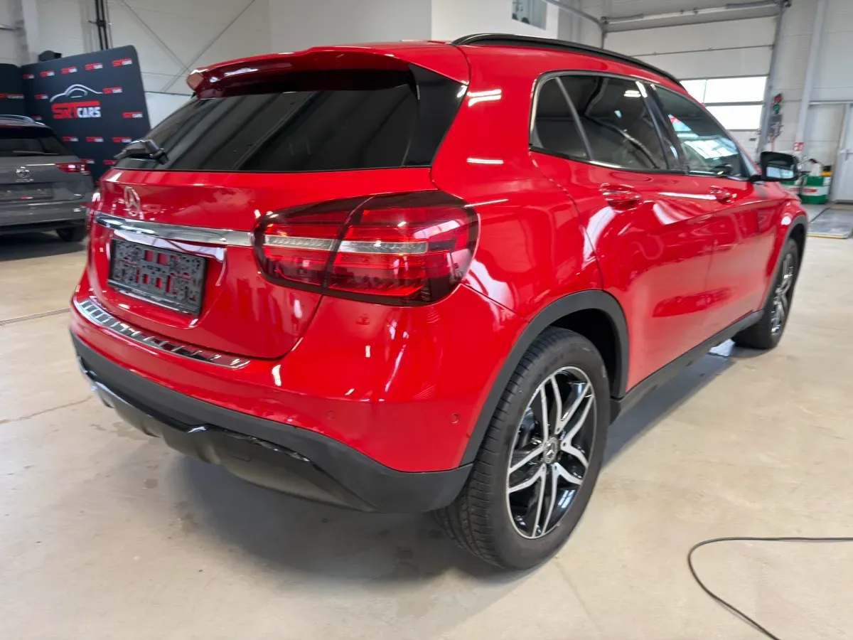 Mercedes-Benz Gla Class 2018 photo 3