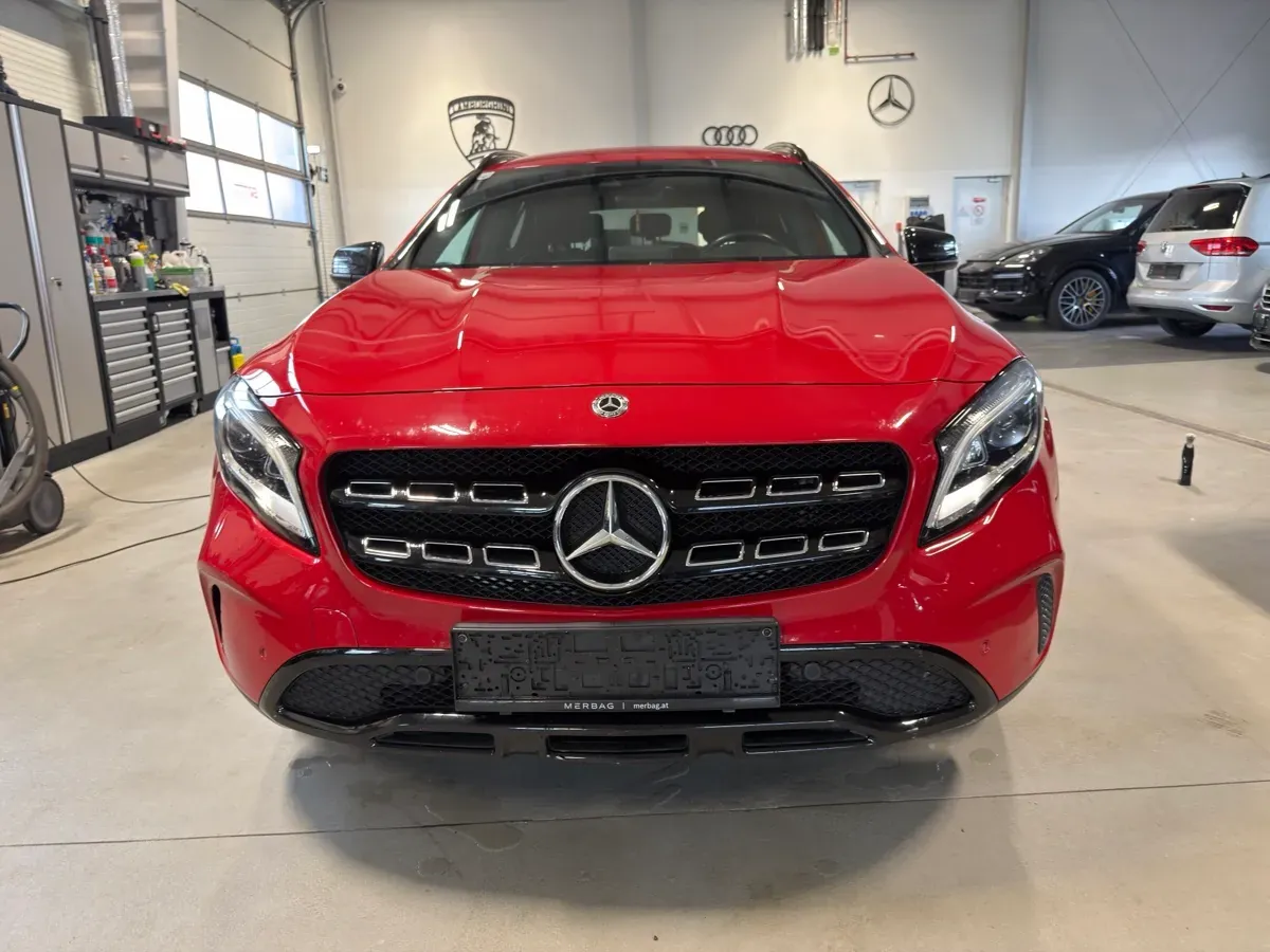Mercedes-Benz Gla Class 2018 photo 2