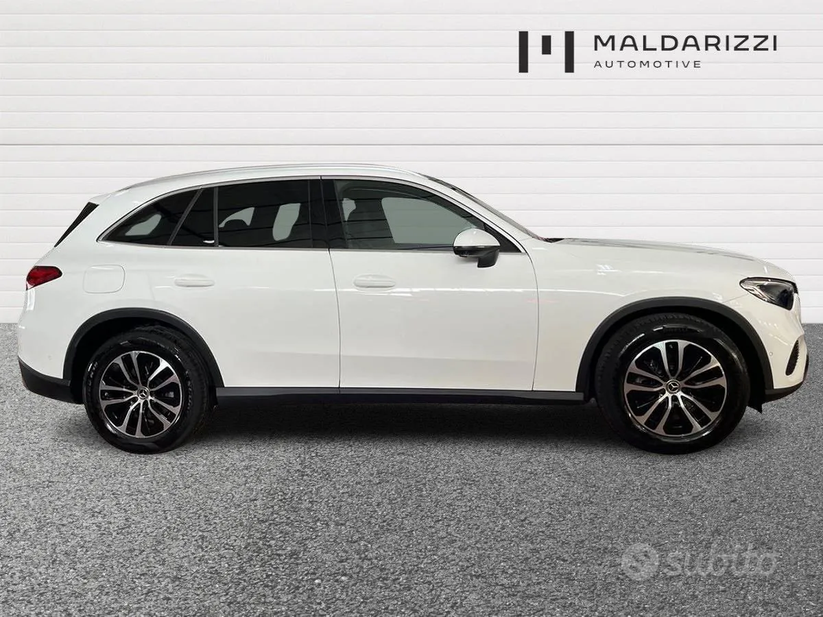 Mercedes-Benz Glc 2023 photo 5