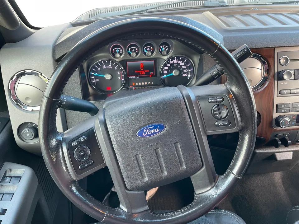 Ford F350 2011 photo 2