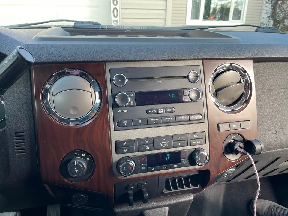 Ford F350 2011 photo 3