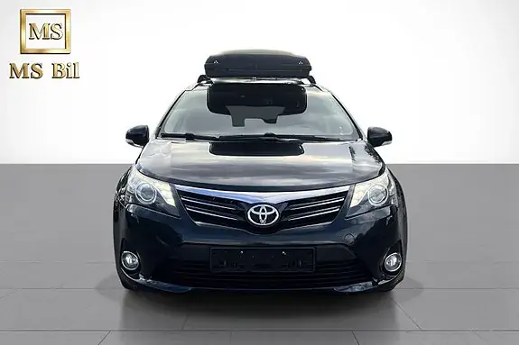 Toyota Avensis 2014 photo 2