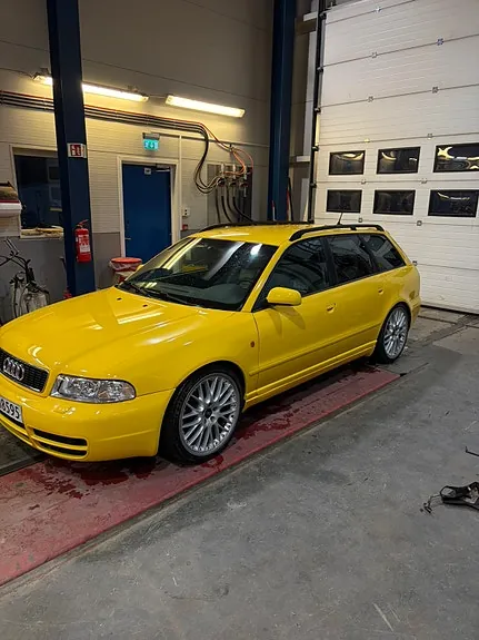 Audi S4 1999 photo 3
