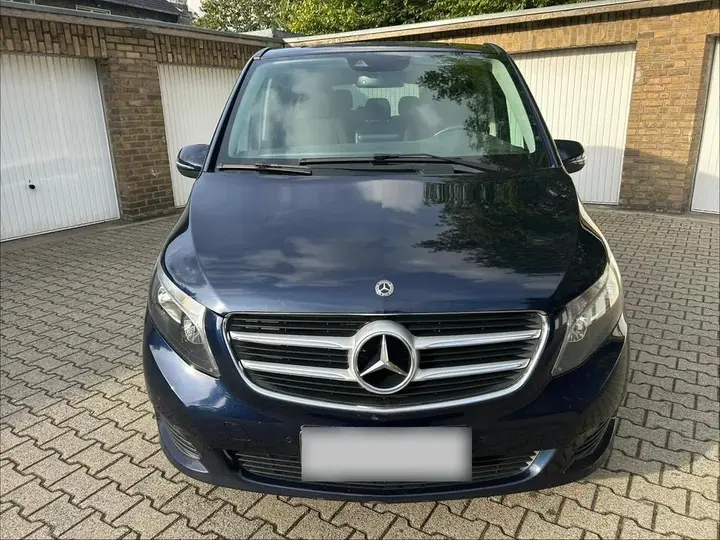 Mercedes-Benz V-Class