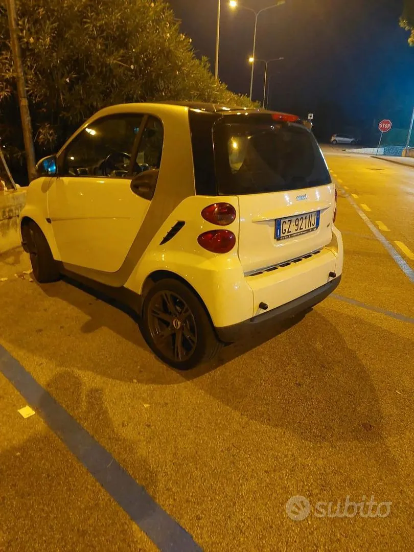 Smart Fortwo 2025 photo 3